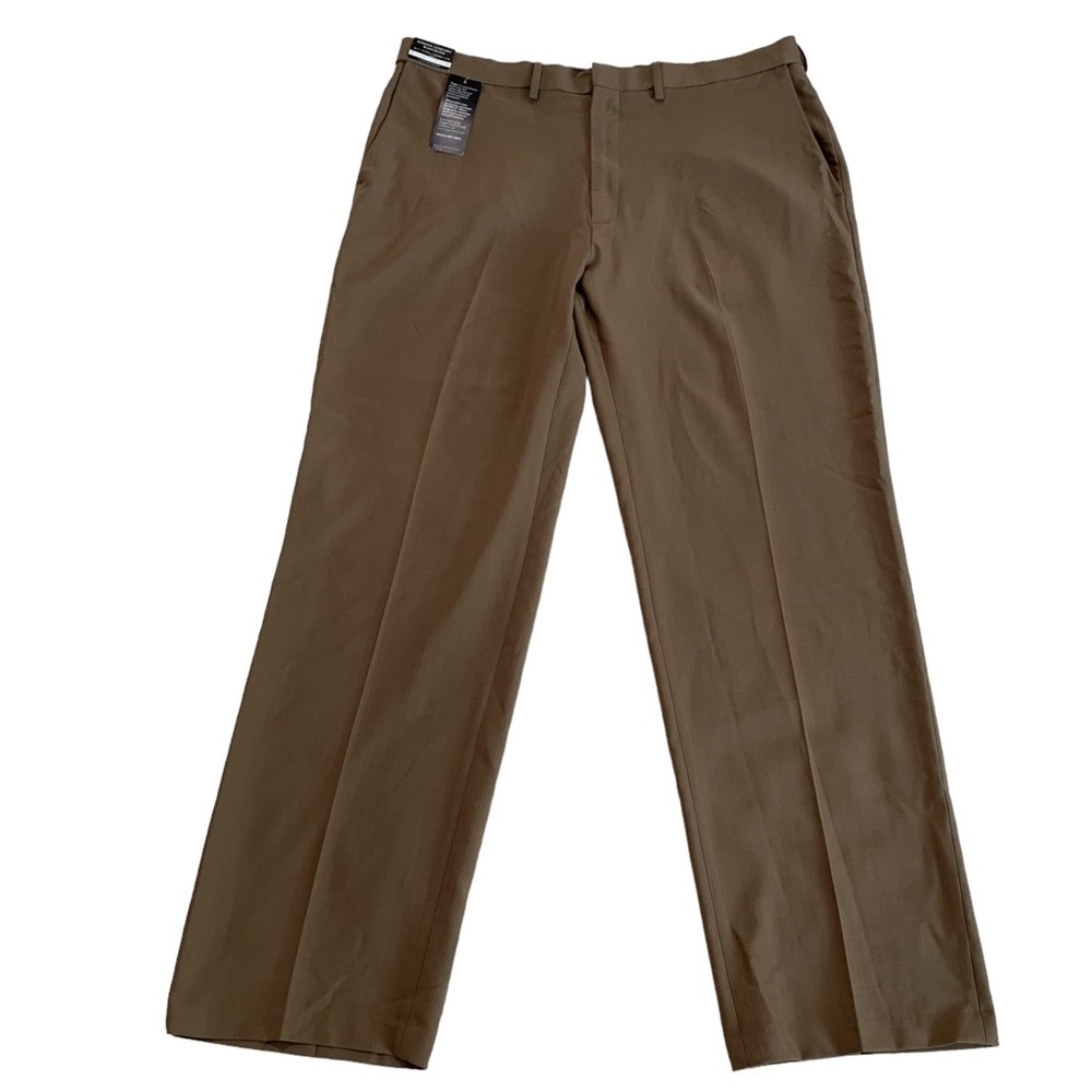Haggar Classic Fit Pants Size 38W x 32L